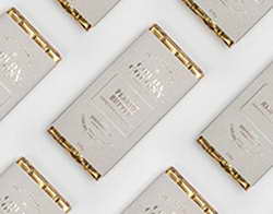 54-летняя Марина Федункив вышла в свет с мужем-итальянцем, который на 12 лет моложе неё